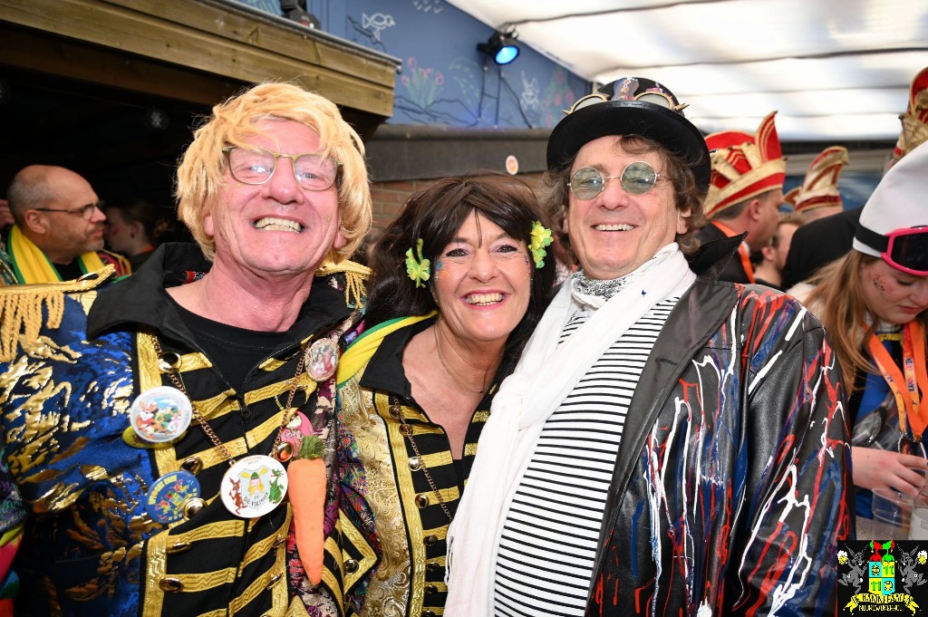 ../Images/Kroegentocht 2025 124.jpg